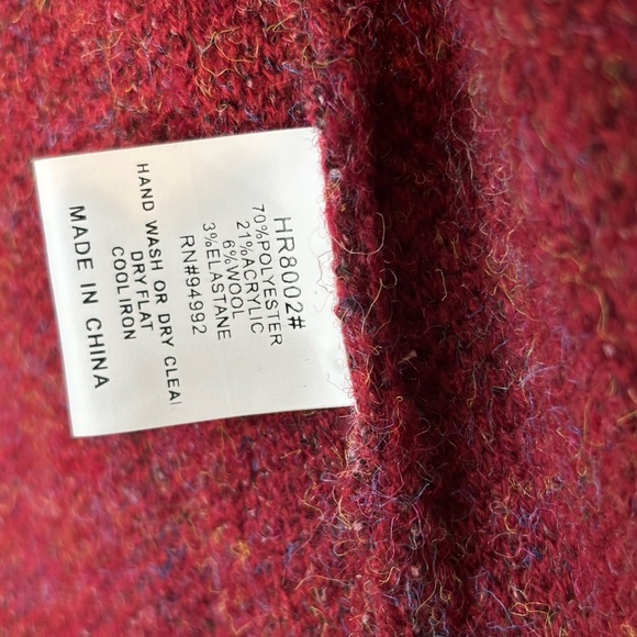 Patrizia Luca Burgundy Cardigan with Black Fur Cuffs - Picture 5 of 8